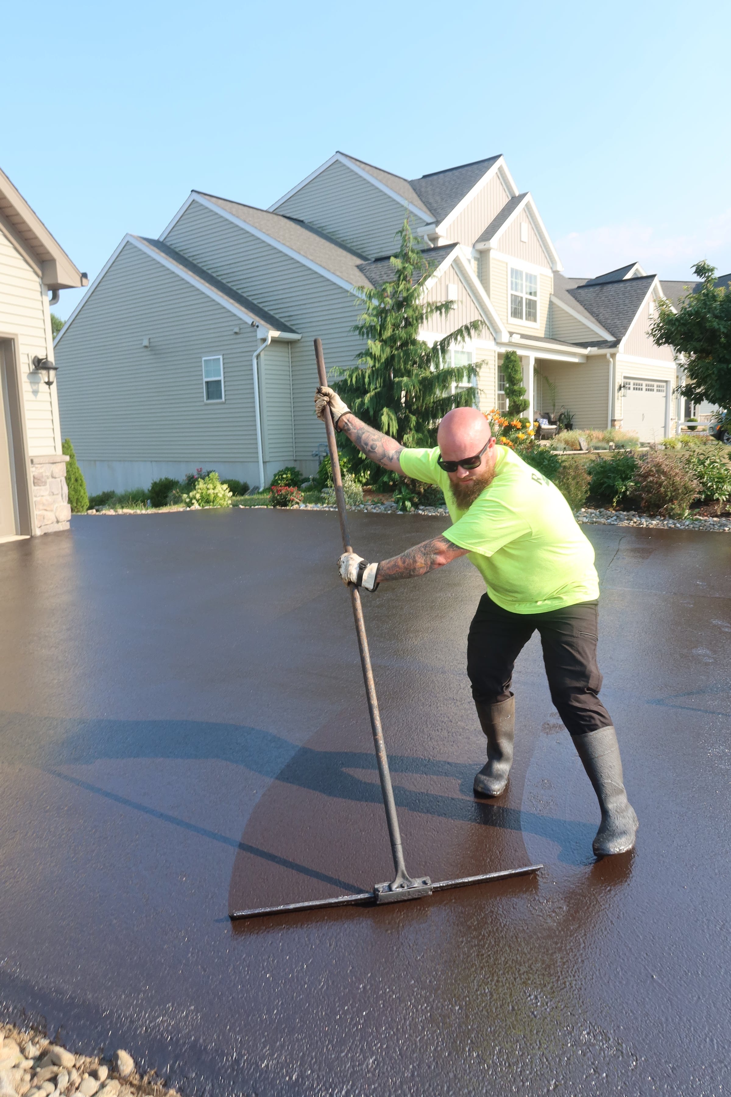 Large driveway sealcoating — R. Youtz Asphalt Maintenance